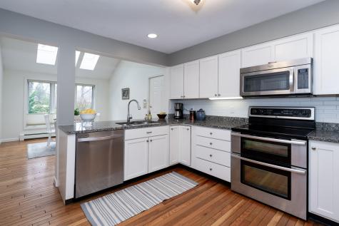 39 Wildwood Drive Cape Elizabeth ME 04107