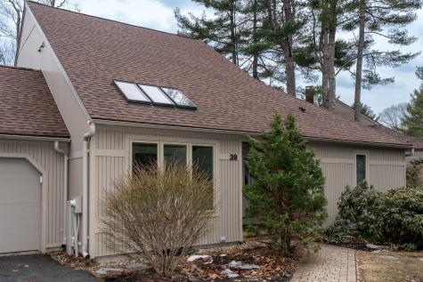 39 Wildwood Drive Cape Elizabeth ME 04107