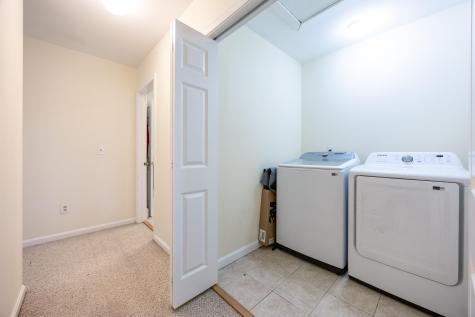 14 Ledges Court Lewiston ME 04240