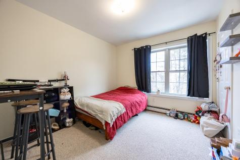 14 Ledges Court Lewiston ME 04240