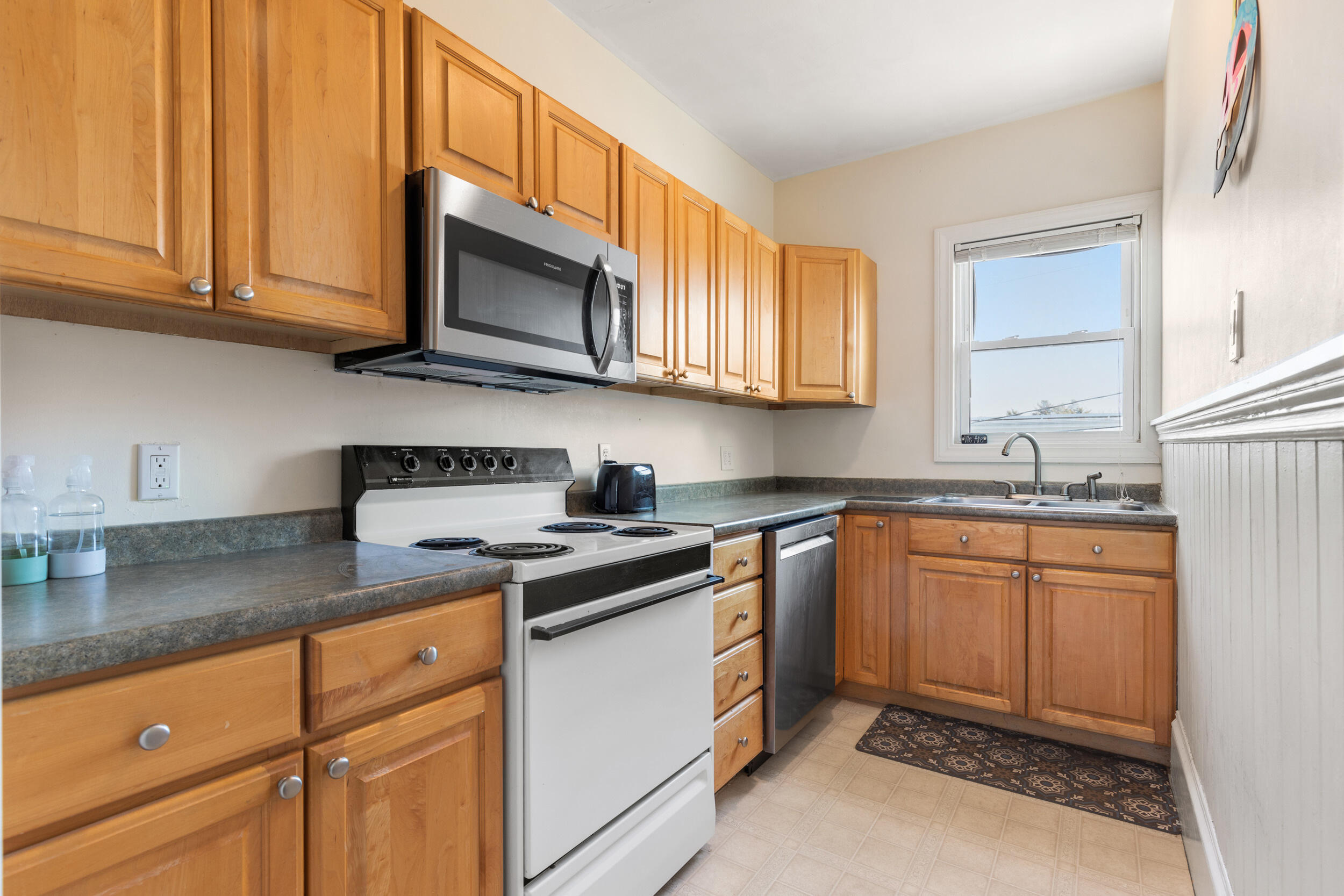 9 E Grand Avenue Scarborough ME 04074