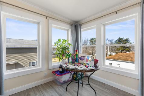 9 E Grand Avenue Scarborough ME 04074