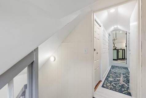 9 E Grand Avenue Scarborough ME 04074