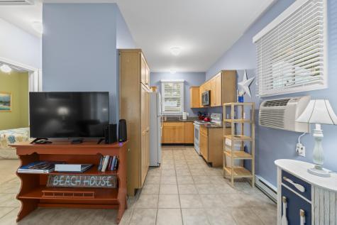 454 Post Road Wells ME 04090