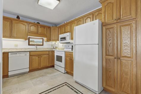 215 E Grand Avenue Old Orchard Beach ME 04064