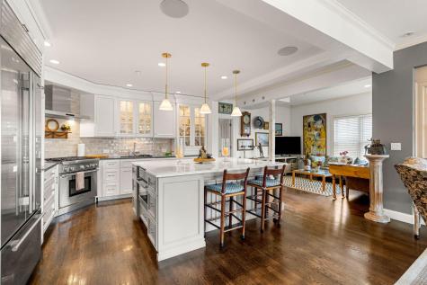 27 Badgers Island W Kittery ME 03904