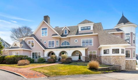 27 Badgers Island W Kittery ME 03904