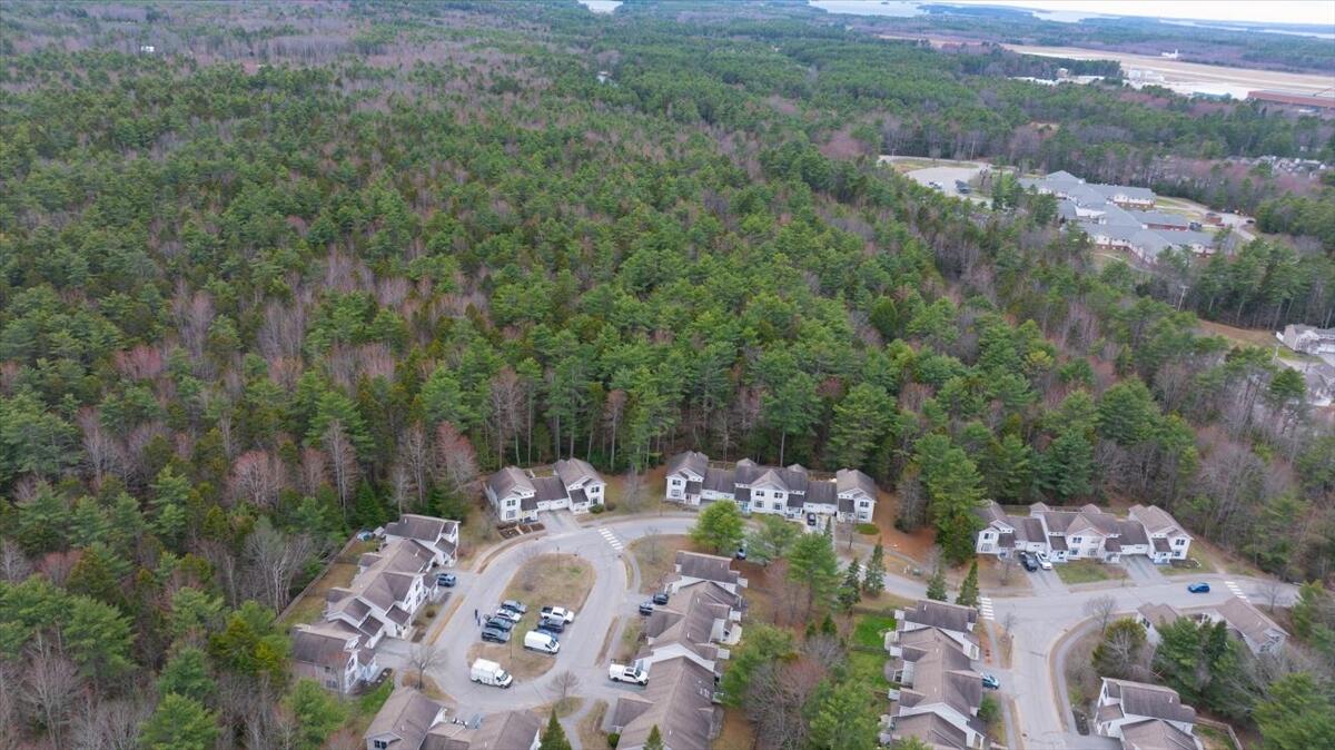 18 Beaver Pond Road Brunswick ME 04011