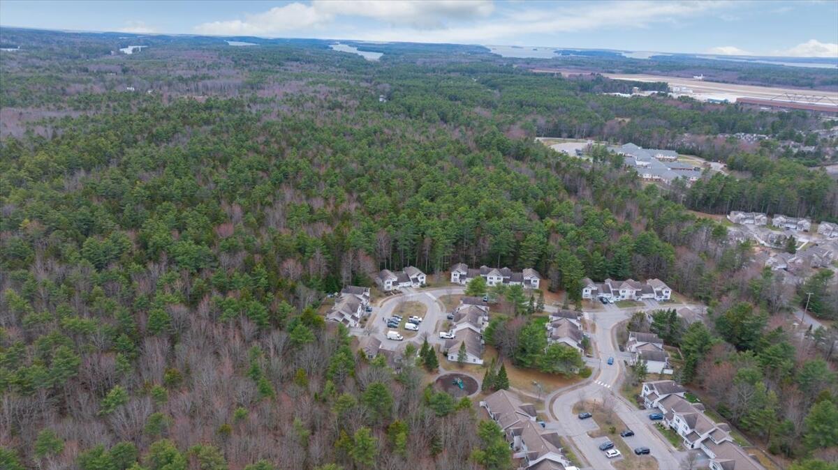 18 Beaver Pond Road Brunswick ME 04011