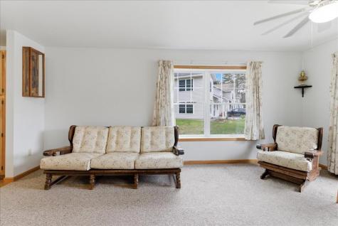 18 Beaver Pond Road Brunswick ME 04011