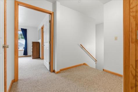 18 Beaver Pond Road Brunswick ME 04011