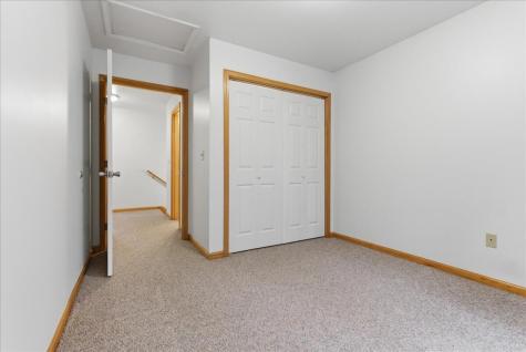 18 Beaver Pond Road Brunswick ME 04011