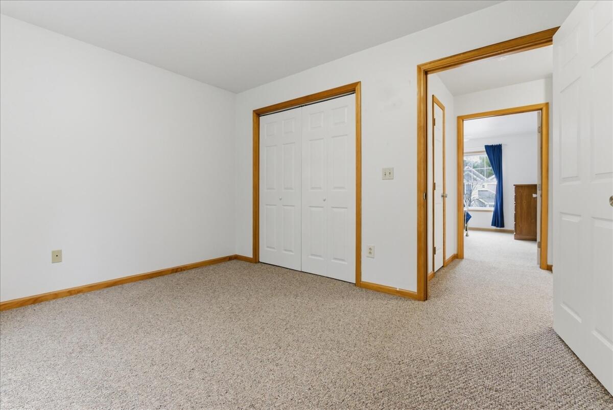 18 Beaver Pond Road Brunswick ME 04011