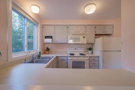 378 Portland Road Gray ME 04039