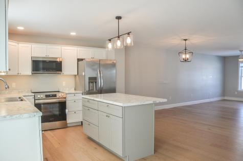 18 Violet Drive Farmingdale ME 04344