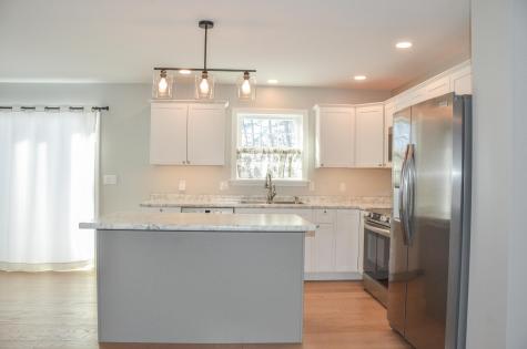 18 Violet Drive Farmingdale ME 04344