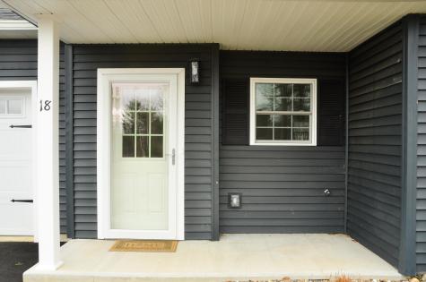 18 Violet Drive Farmingdale ME 04344
