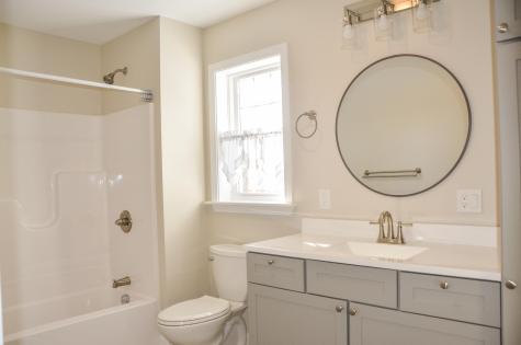 18 Violet Drive Farmingdale ME 04344
