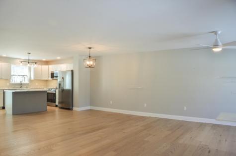 18 Violet Drive Farmingdale ME 04344