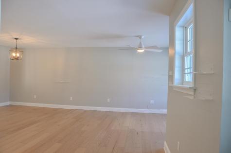 18 Violet Drive Farmingdale ME 04344