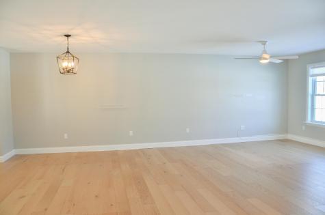 18 Violet Drive Farmingdale ME 04344