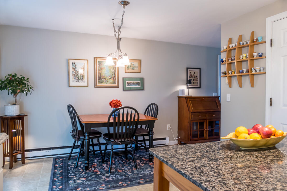 7 Dale Court Portland ME 04102