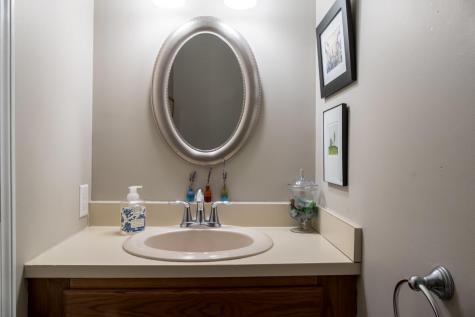 7 Dale Court Portland ME 04102