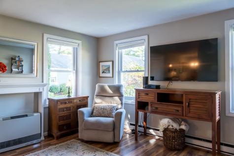 7 Dale Court Portland ME 04102