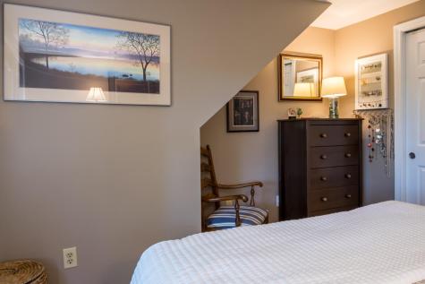 7 Dale Court Portland ME 04102