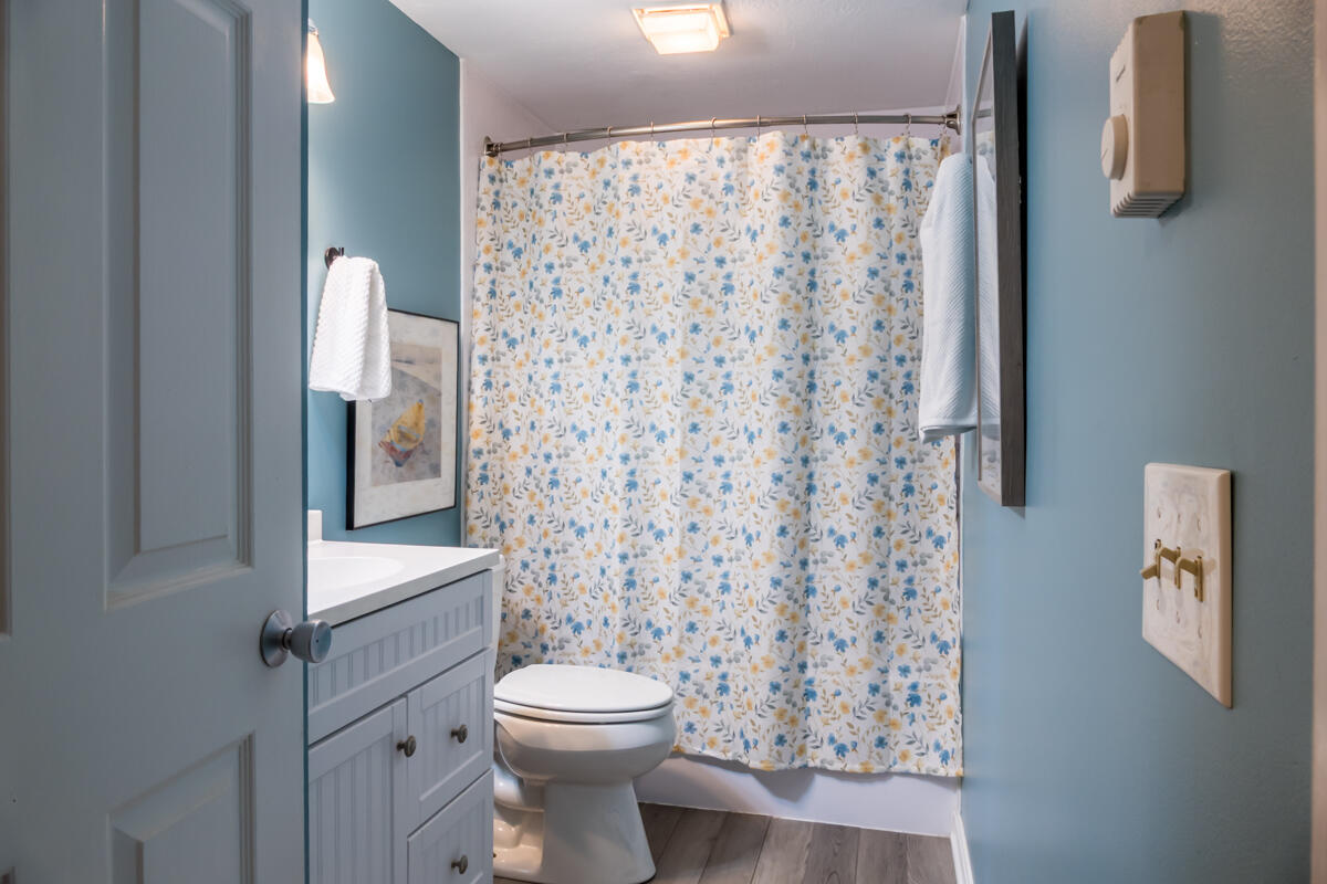 7 Dale Court Portland ME 04102