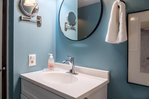 7 Dale Court Portland ME 04102