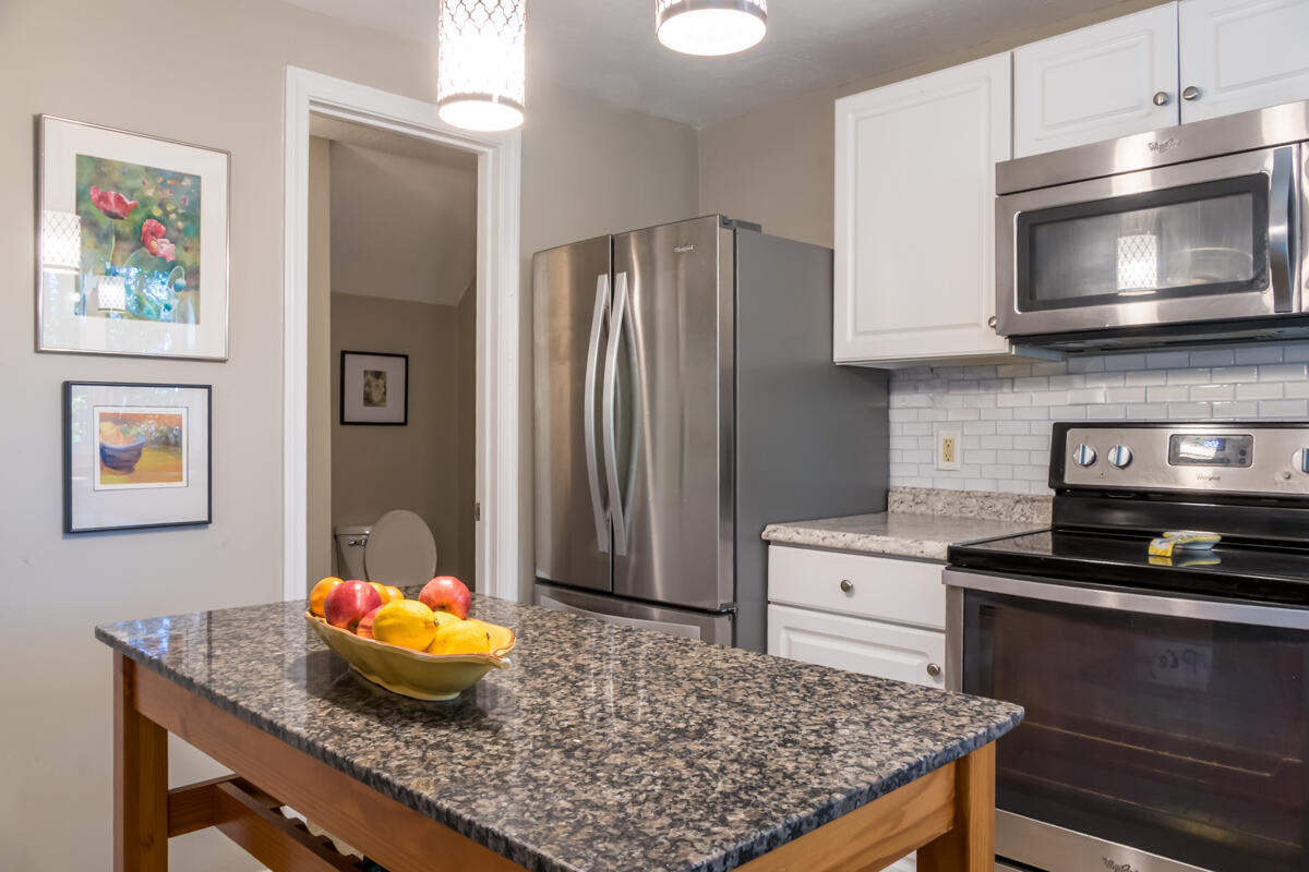 7 Dale Court Portland ME 04102