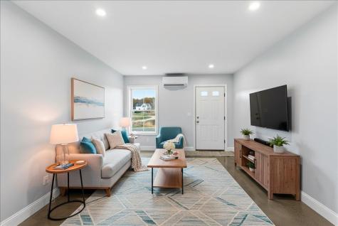 3 Freedom Farm Road Auburn ME 04210