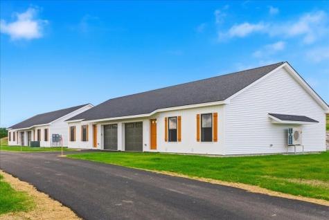 3 Freedom Farm Road Auburn ME 04210