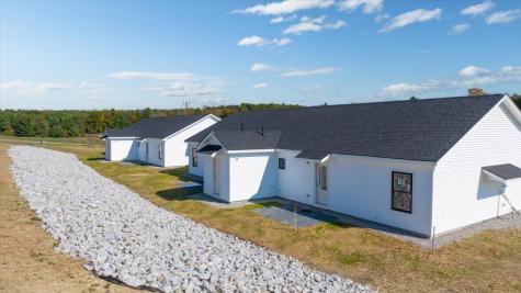 3 Freedom Farm Road Auburn ME 04210