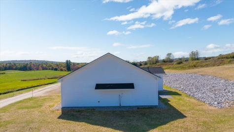 3 Freedom Farm Road Auburn ME 04210