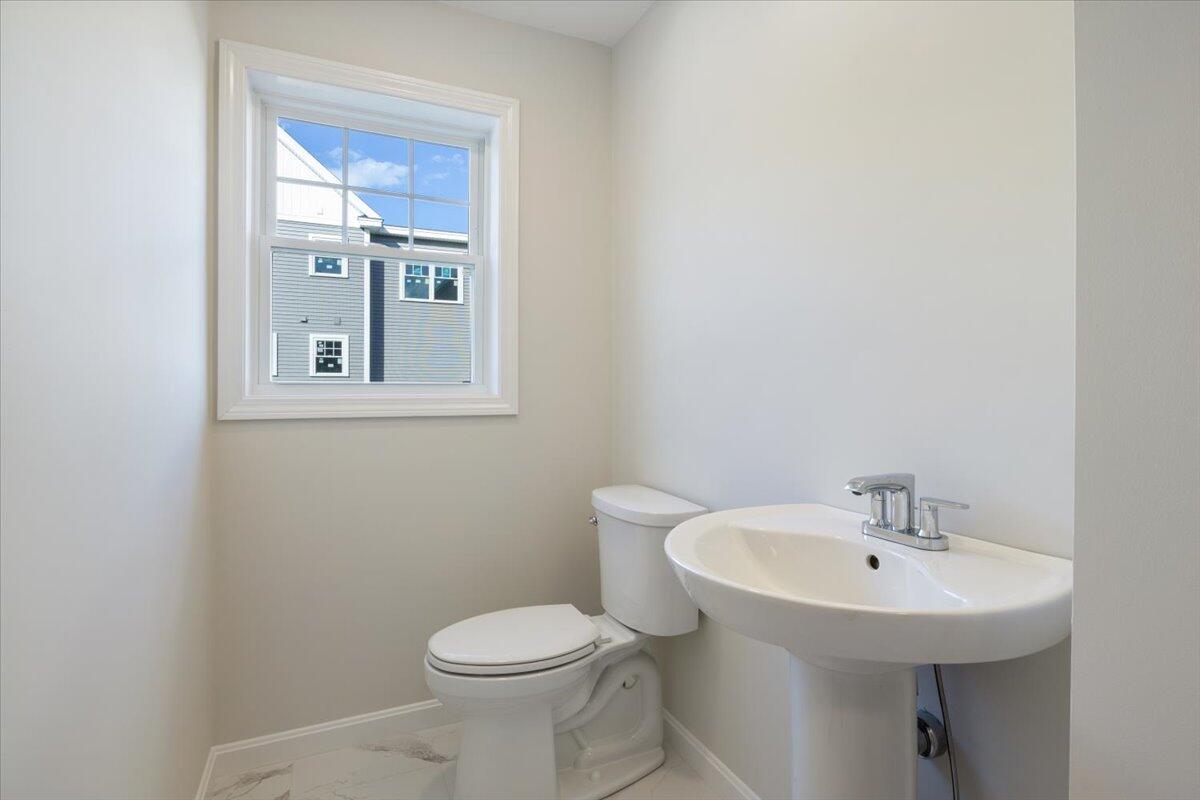 25 Regency Circle Kittery ME 03904