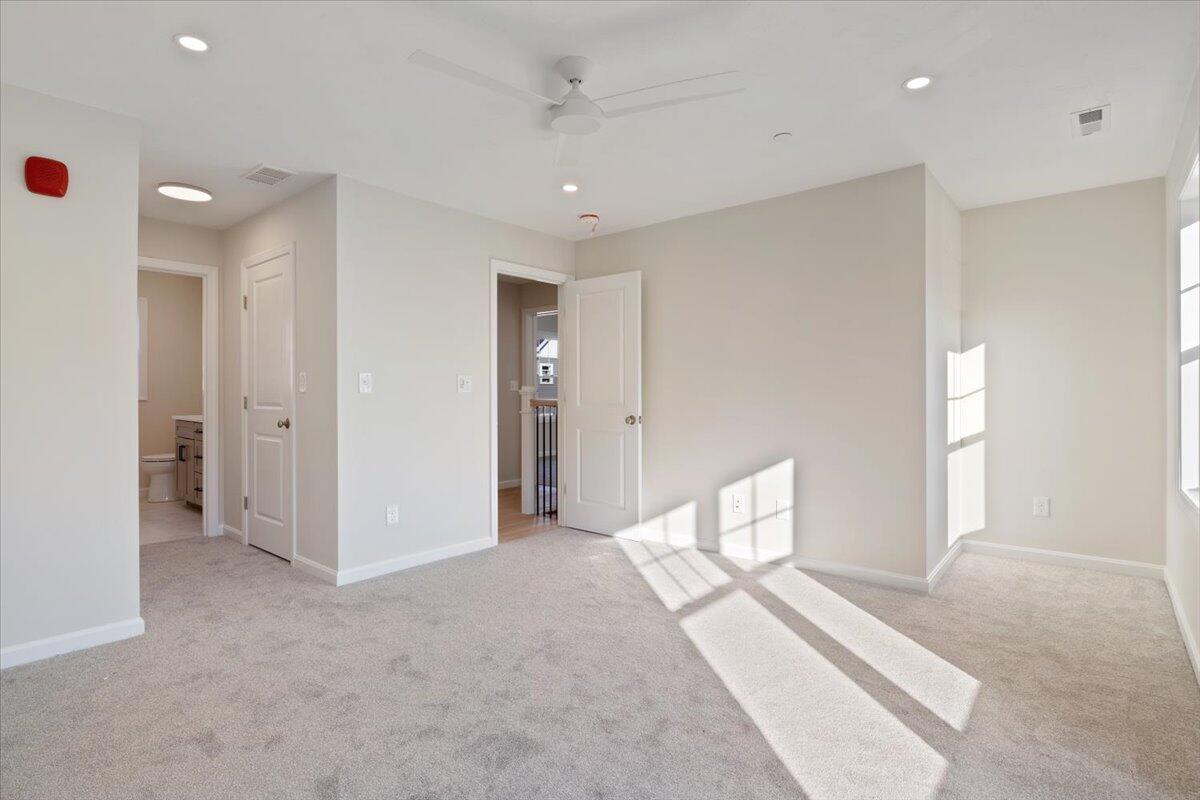 25 Regency Circle Kittery ME 03904