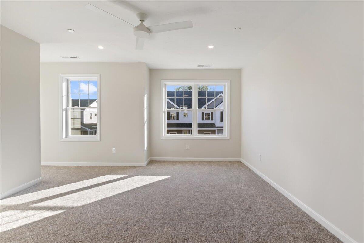 25 Regency Circle Kittery ME 03904