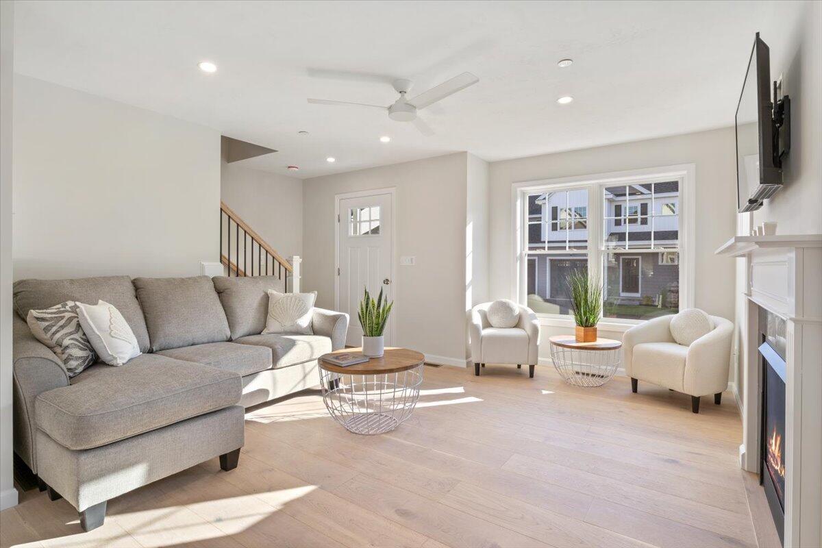 25 Regency Circle Kittery ME 03904