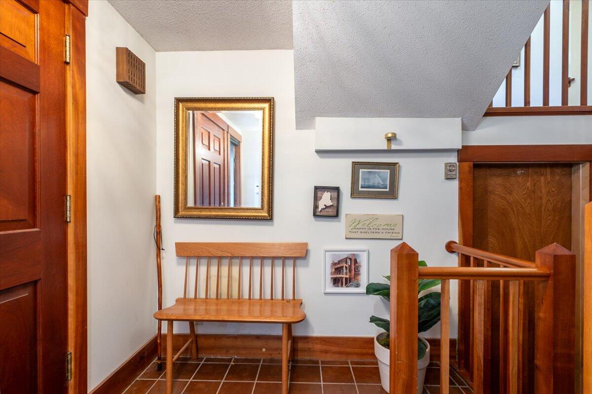 10 Harbor Drive Lincolnville ME 04849