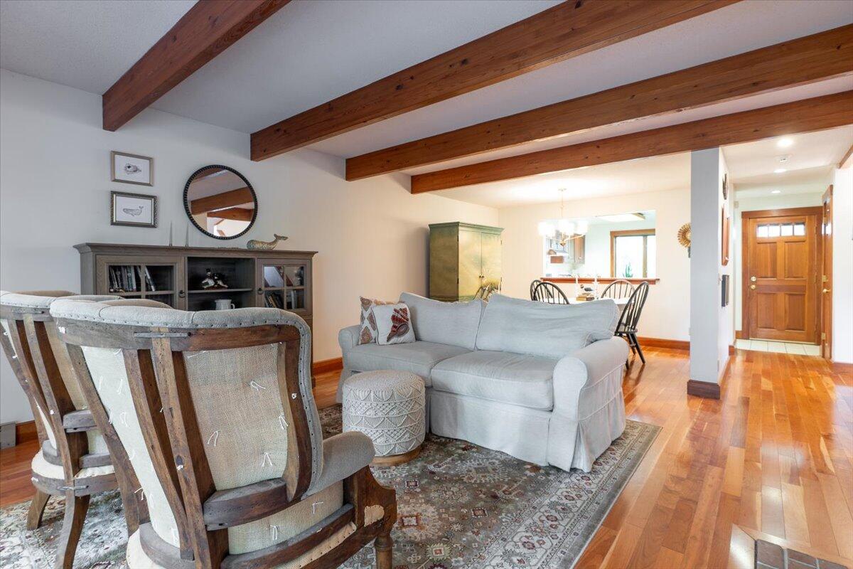 10 Harbor Drive Lincolnville ME 04849