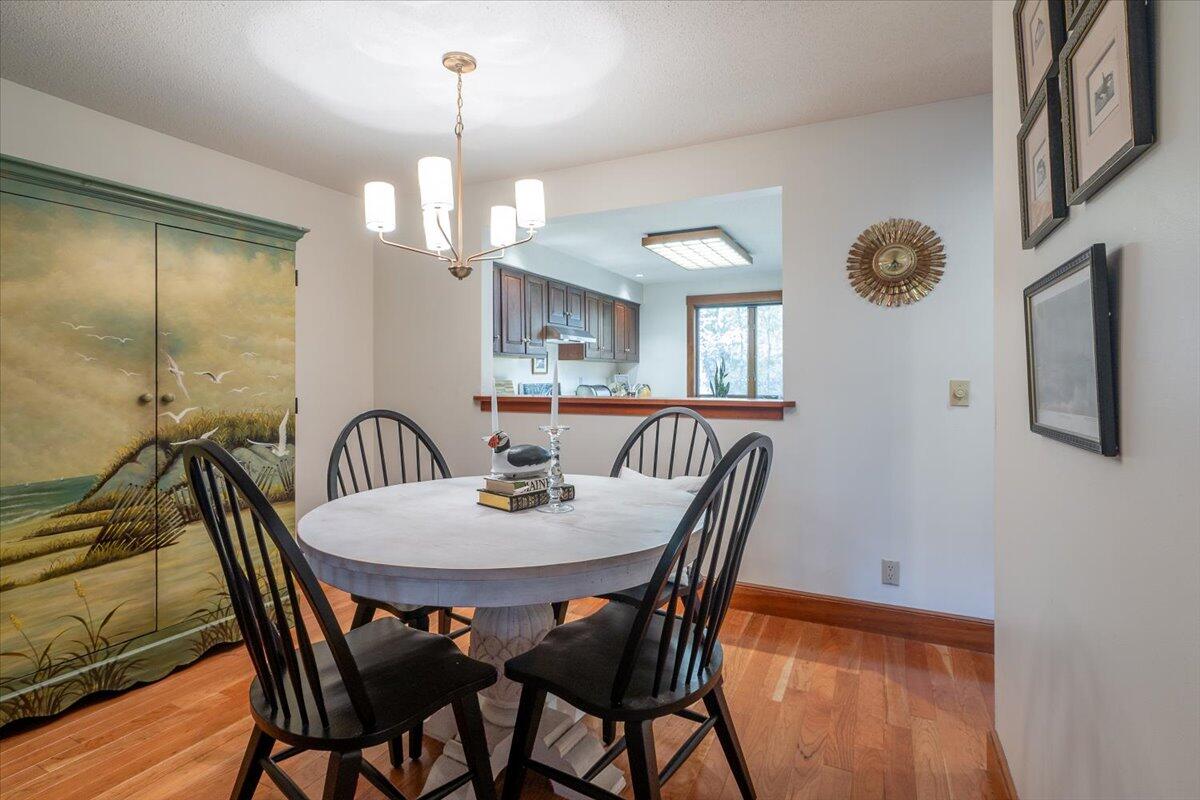 10 Harbor Drive Lincolnville ME 04849