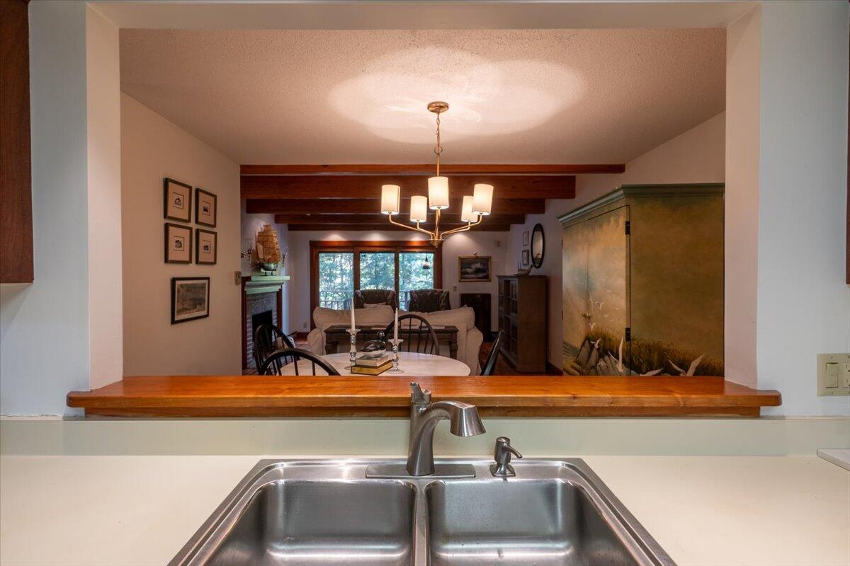 10 Harbor Drive Lincolnville ME 04849