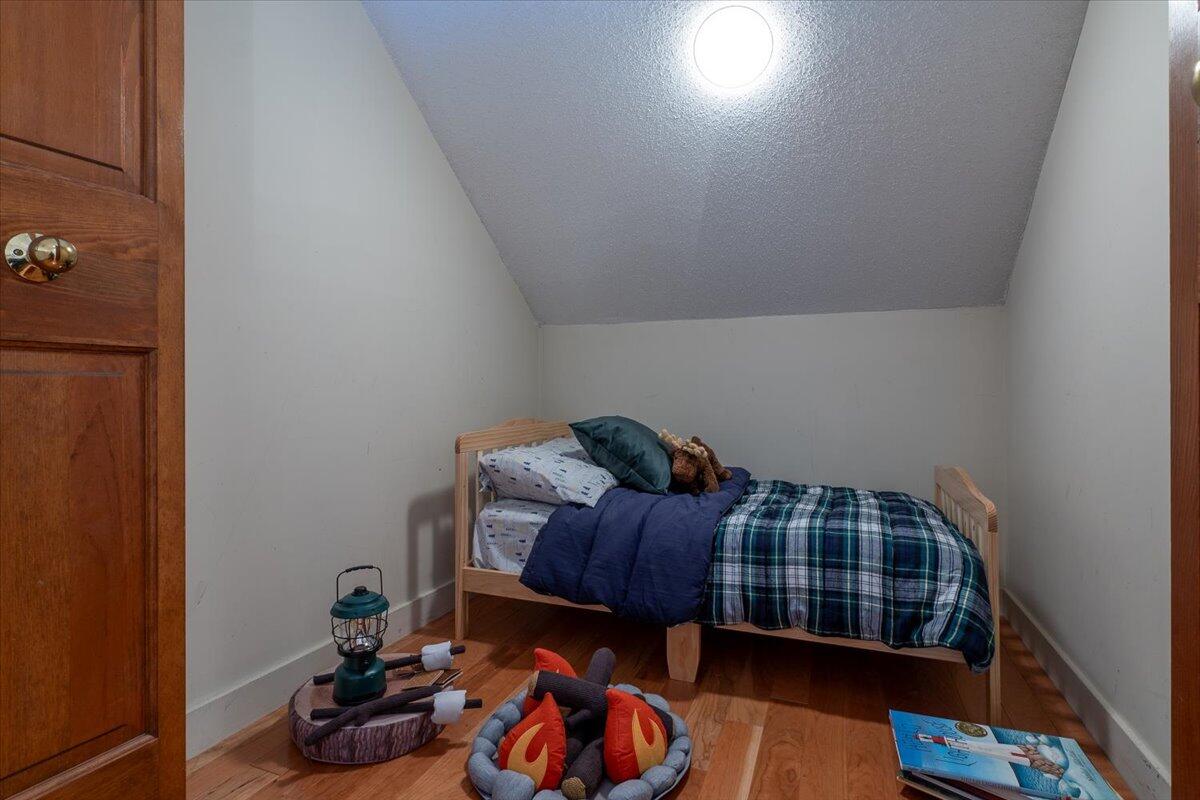 10 Harbor Drive Lincolnville ME 04849