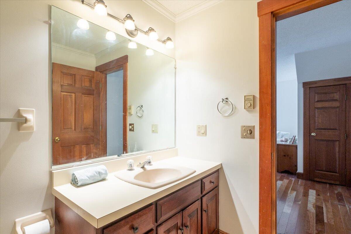 10 Harbor Drive Lincolnville ME 04849