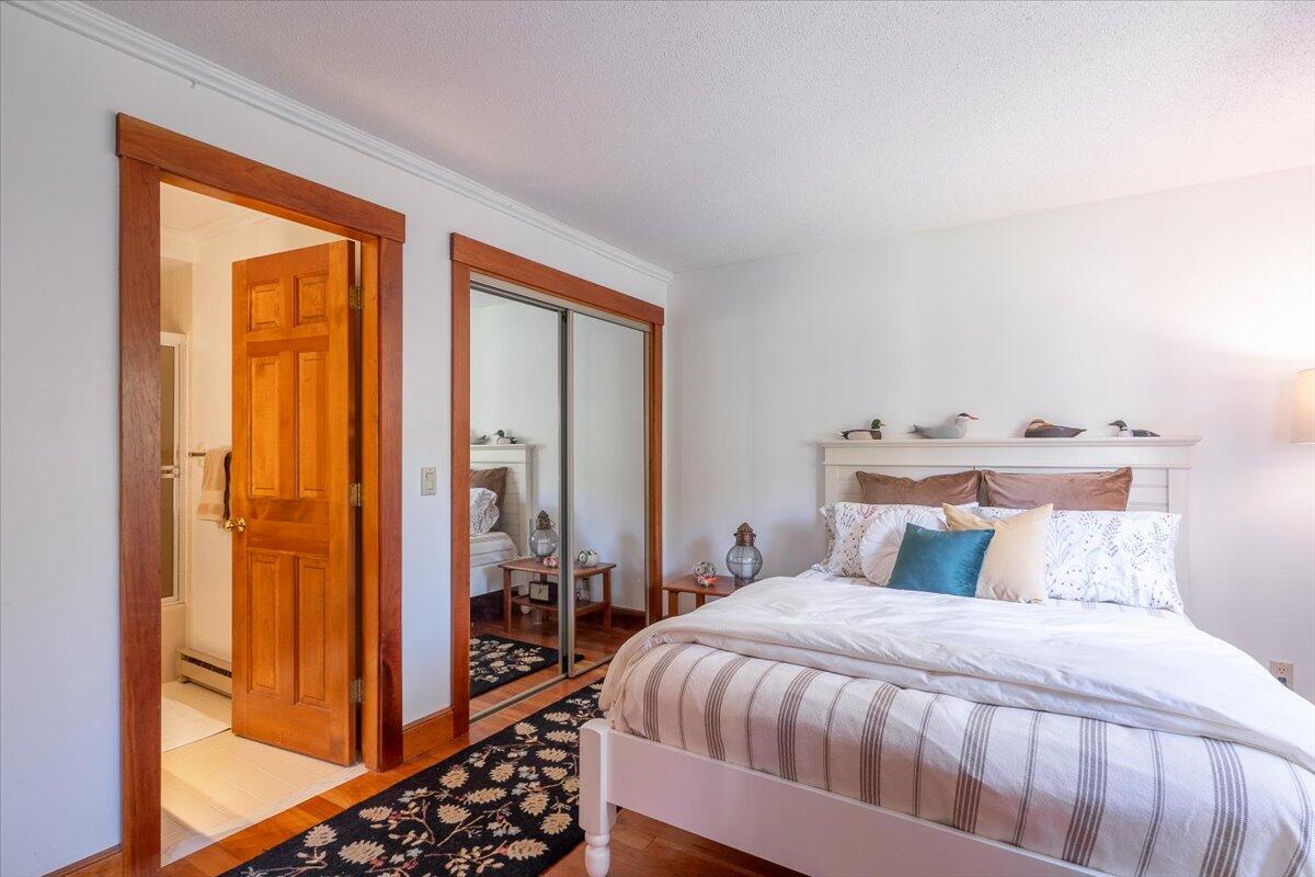 10 Harbor Drive Lincolnville ME 04849