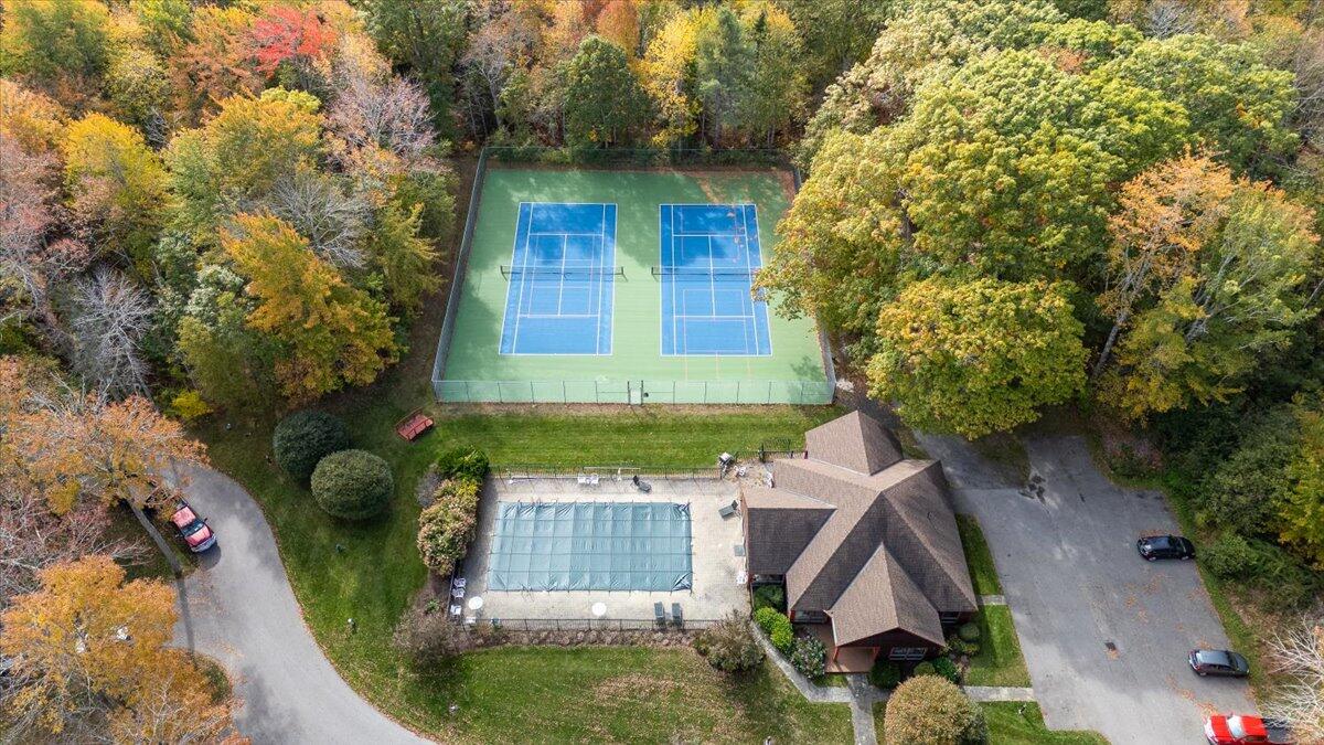 10 Harbor Drive Lincolnville ME 04849