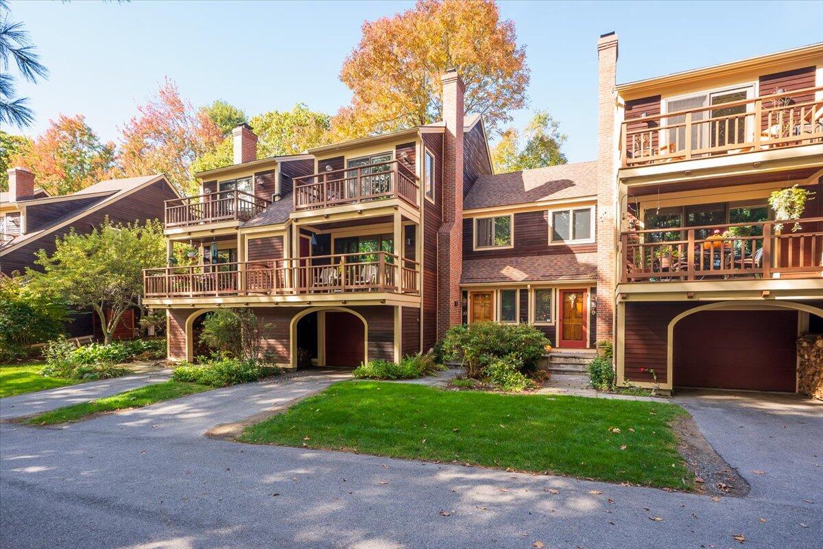 10 Harbor Drive Lincolnville ME 04849