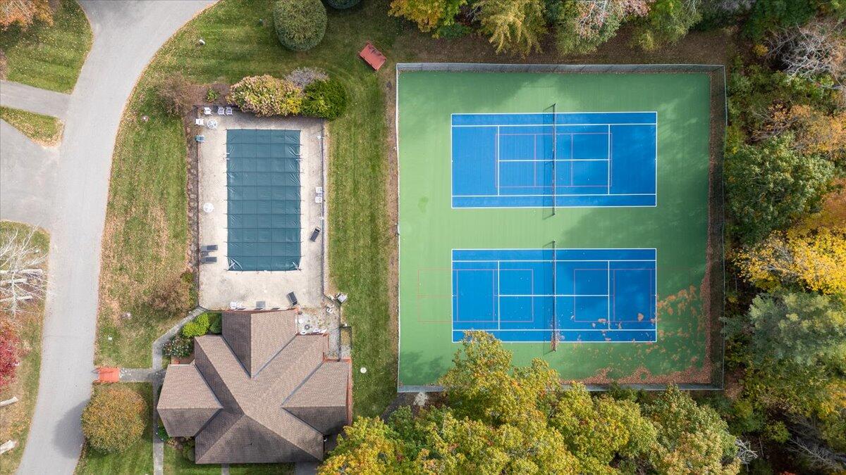 10 Harbor Drive Lincolnville ME 04849